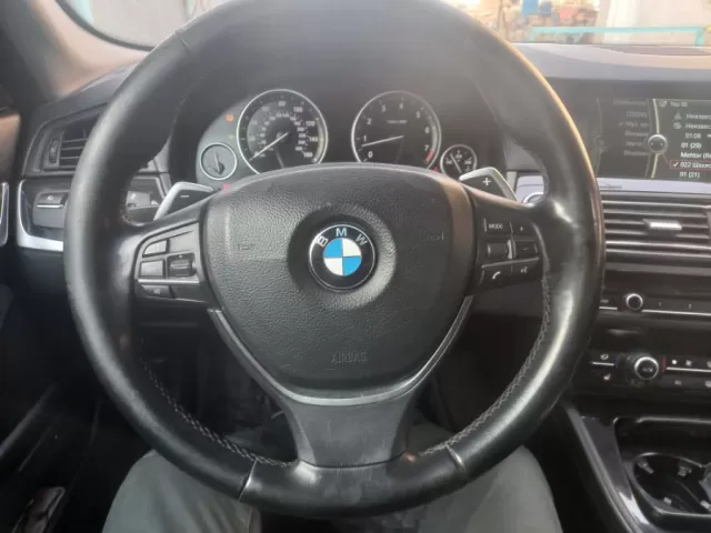 BMW 5 Series 530, 2011 1, avtobaza.tj