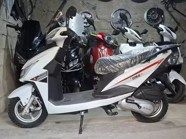 Скутер Афтоматик, 2026 1, avtobaza.tj