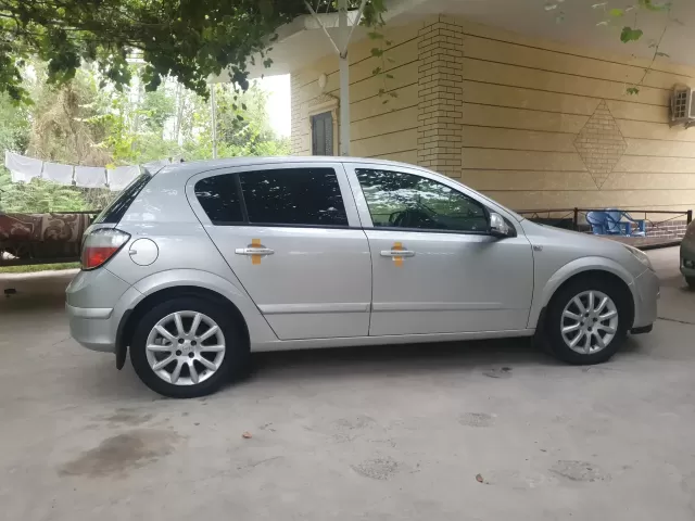 Opel Astra H 1, avtobaza.tj