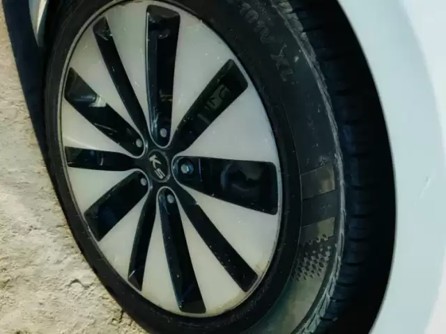 Kia K5, 2011 1, avtobaza.tj