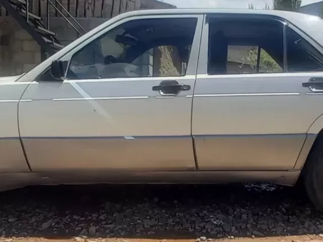 Mercedes-Benz 190, 1990 1, avtobaza.tj