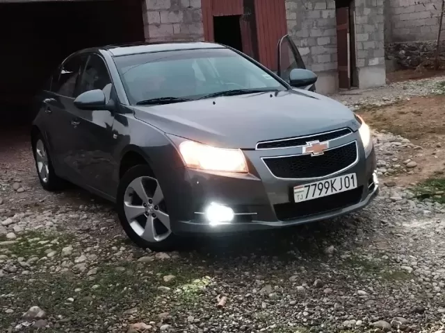 Chevrolet Cruze, 2009 1, avtobaza.tj