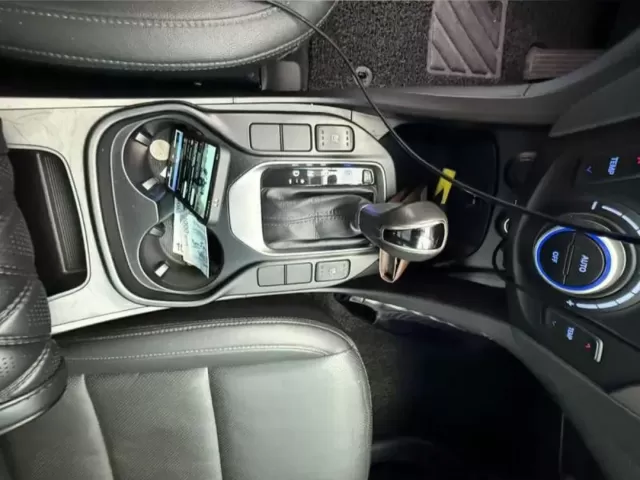 Hyundai Santa Fe, 2014 1, avtobaza.tj