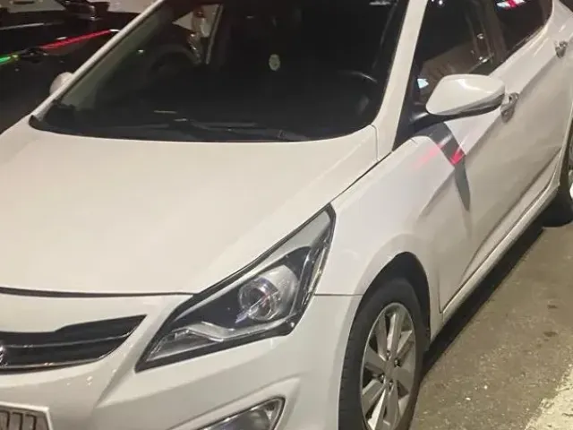 Hyundai Solaris 1, avtobaza.tj