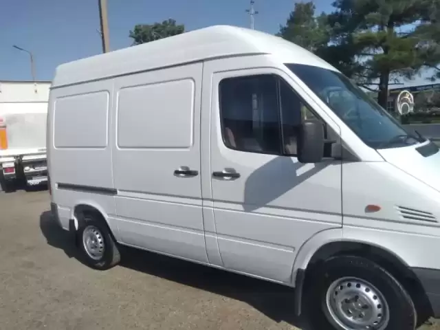 Грузовики Mercedes-Benz Sprinter, 2002 1, avtobaza.tj
