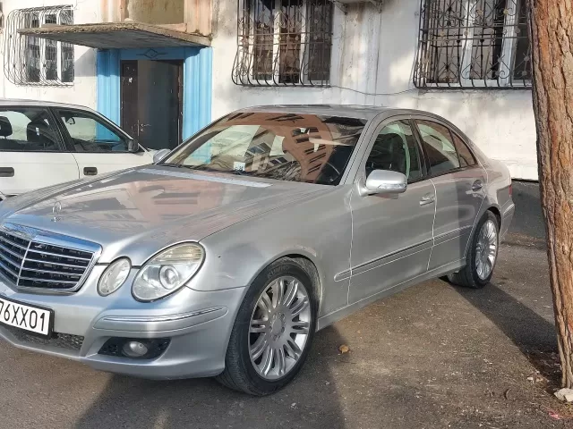 Mercedes-Benz E class, 2008 1, avtobaza.tj