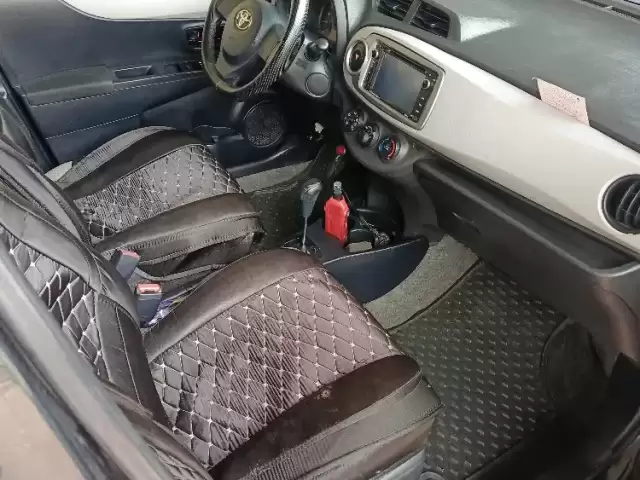 Toyota Vitz, 2011 1, avtobaza.tj