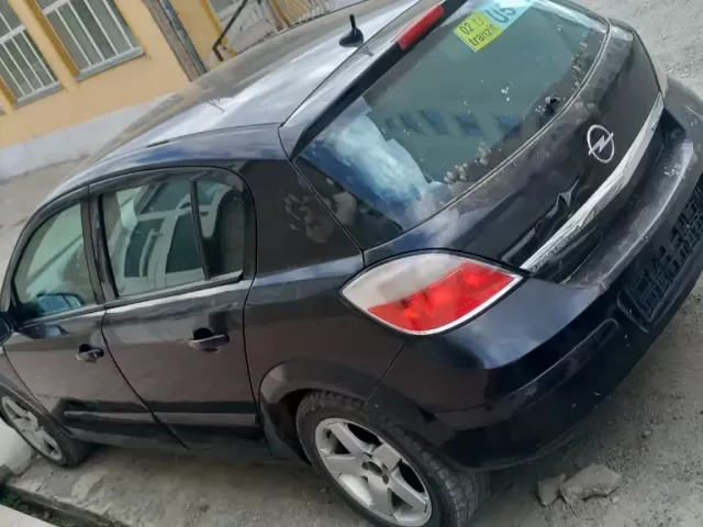 Opel Astra H, 2004 1, avtobaza.tj