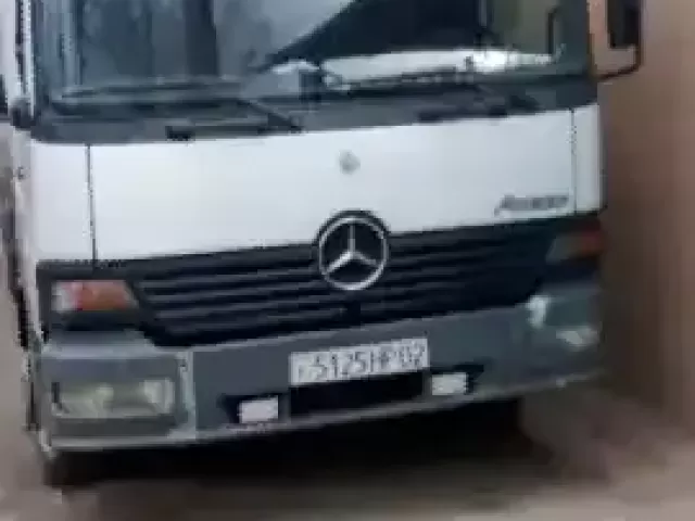 Грузовики Mercedes-Benz Атего 1, avtobaza.tj