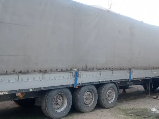 Грузовики Тягач Freightliner 1, avtobaza.tj