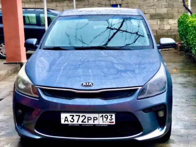 Kia Rio 1, avtobaza.tj