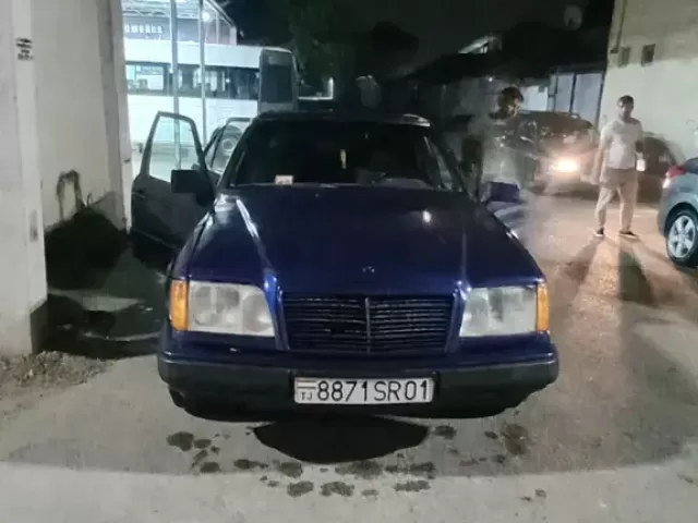 Mercedes-Benz W124, 1993 1, avtobaza.tj