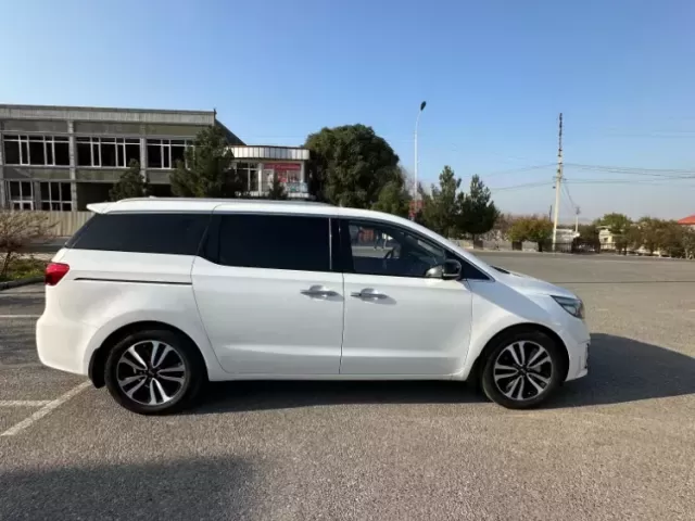 Kia Carnival, 2015 1, avtobaza.tj