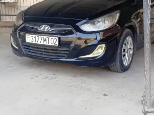 Hyundai Solaris, 2012 1, avtobaza.tj