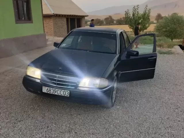 Mercedes-Benz 190, 1995 1, avtobaza.tj