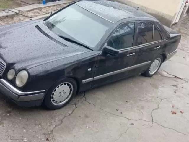 Mercedes-Benz C class 1, avtobaza.tj