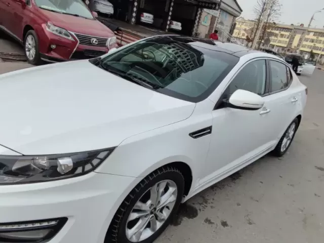 Kia K5, 2011 1, avtobaza.tj