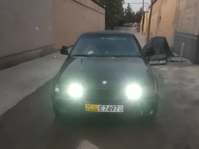 BMW i3, 1991 1, avtobaza.tj