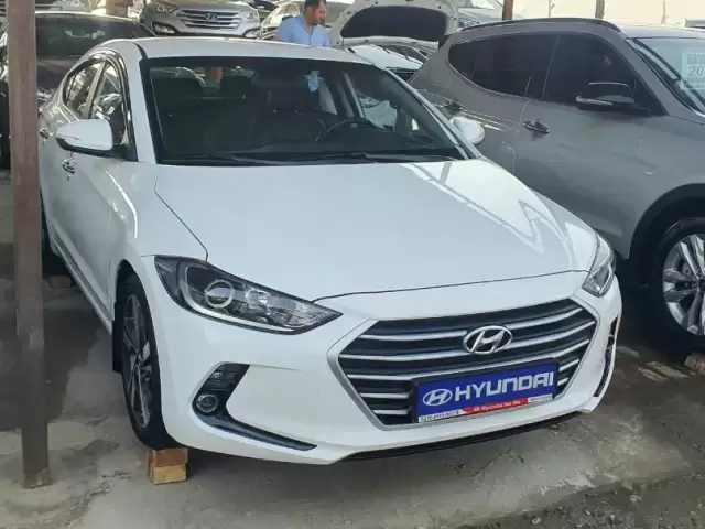 Hyundai Avante, 2015 1, avtobaza.tj