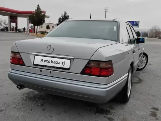 Mercedes-Benz W124 1, avtobaza.tj