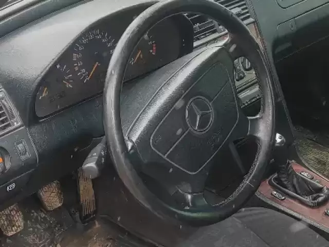 Mercedes-Benz C class, 1999 1, avtobaza.tj