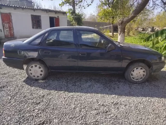 Opel Vectra A 1, avtobaza.tj