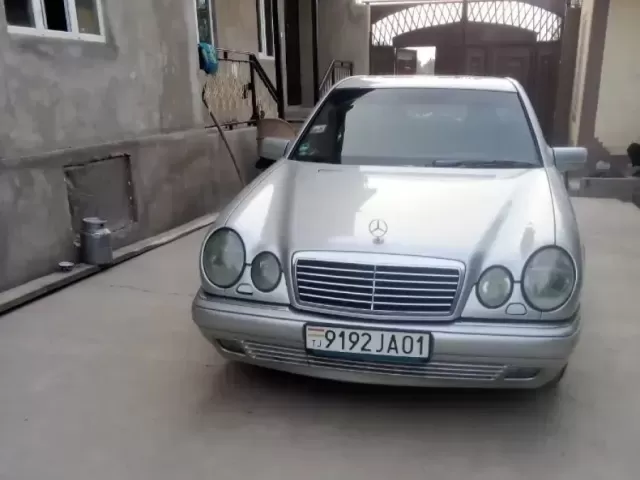 Mercedes-Benz E class, 1996 1, avtobaza.tj