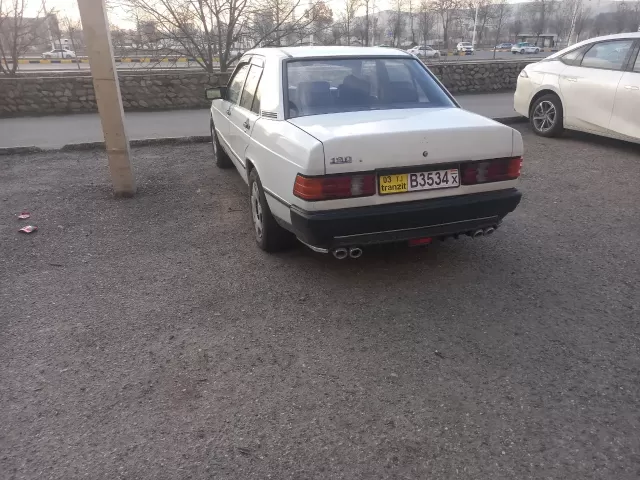 Mercedes-Benz W201, 1988 1, avtobaza.tj