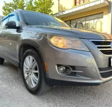 Volkswagen Tiguan, 2010 в Худжанд