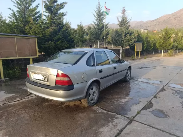 Opel Vectra B 1, avtobaza.tj