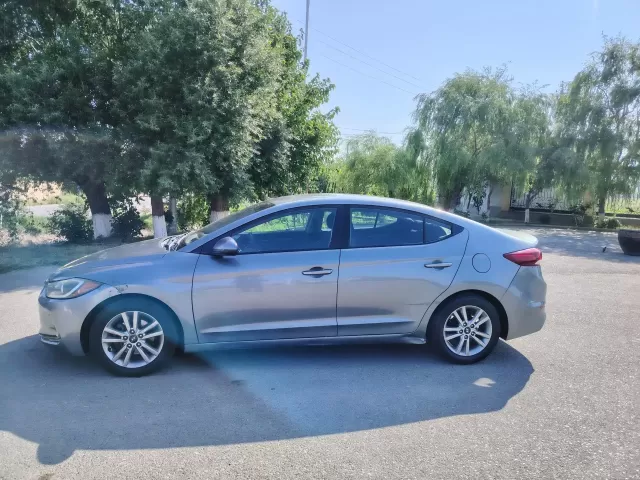 Hyundai Elantra, 2017 1, avtobaza.tj