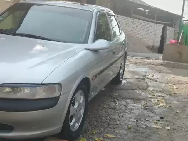 Opel Vectra B, 1996 1, avtobaza.tj Opel Vectra B, 1996 1, avtobaza.tj