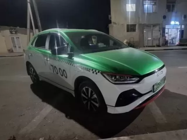 BYD E2, 2024 1, avtobaza.tj