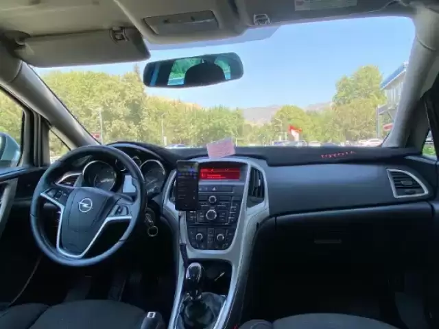 Opel Astra J, 2012 1, avtobaza.tj