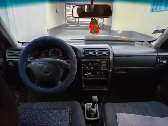 Opel Vectra A, 1994 1, avtobaza.tj