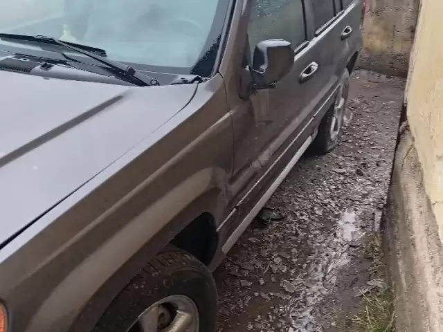 Jeep Grand Cherokee, 2002 1, avtobaza.tj