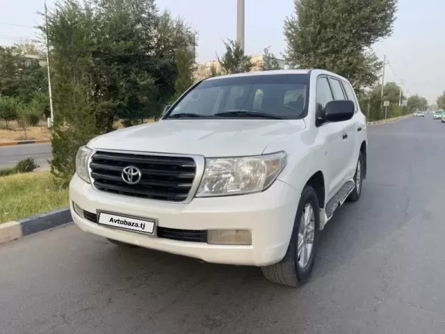 Toyota Land Cruiser 1, avtobaza.tj