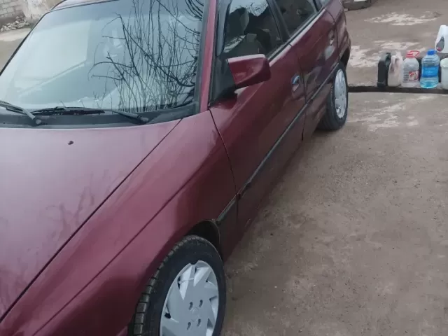 Opel Corsa, 1992 1, avtobaza.tj