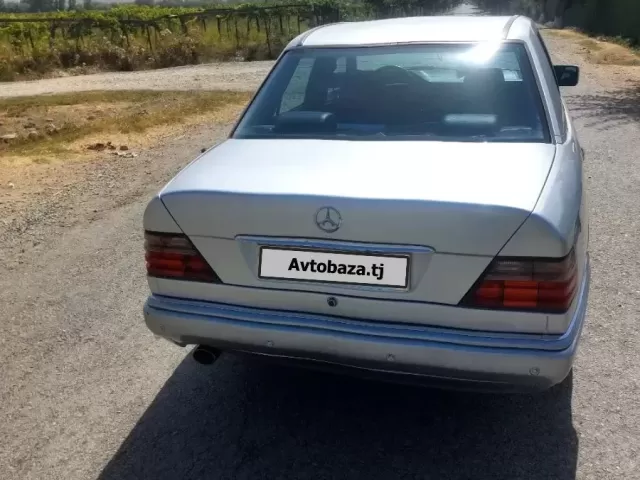 Mercedes-Benz W124 1, avtobaza.tj