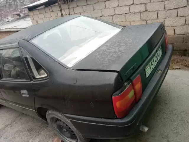 Opel Vectra A, 1992 1, avtobaza.tj