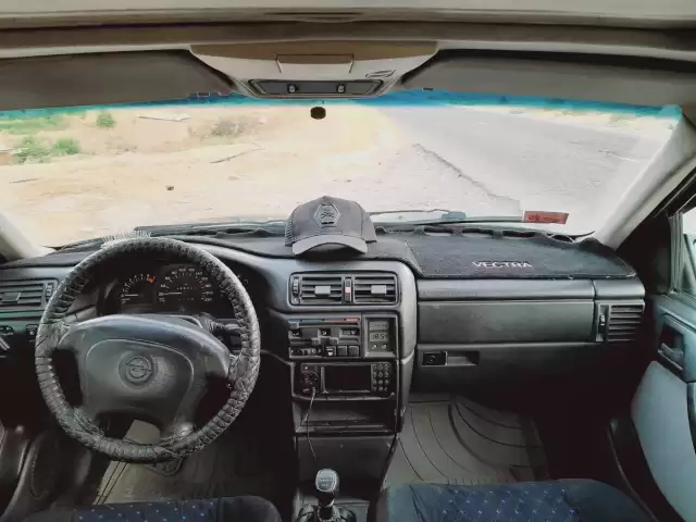 Opel Vectra A, 1996 1, avtobaza.tj