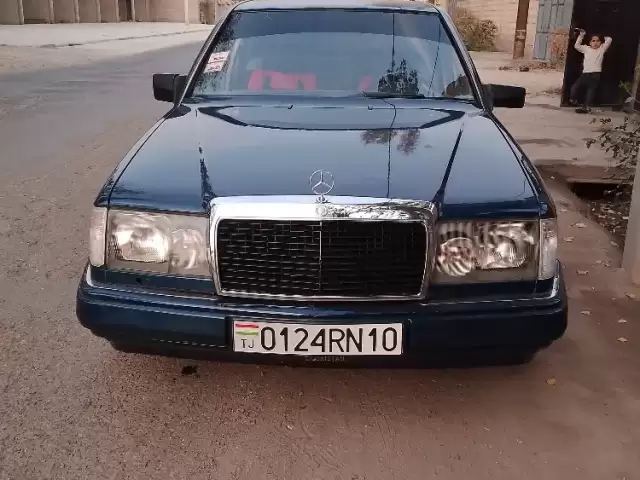 Mercedes-Benz W124, 1992 1, avtobaza.tj Mercedes-Benz W124, 1992 1, avtobaza.tj