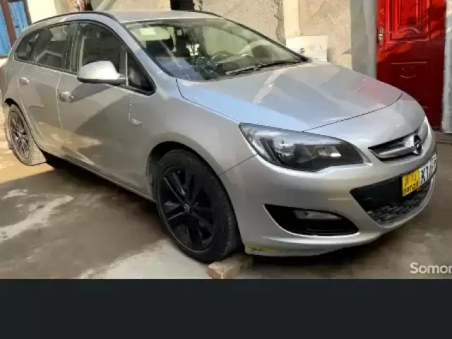 Opel Astra J, 2014 1, avtobaza.tj