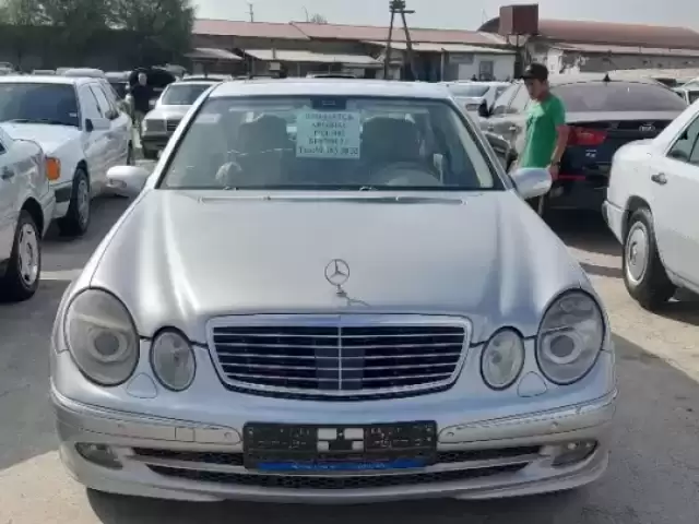 Mercedes-Benz E class, 2002 1, avtobaza.tj