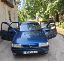Opel Vectra A, 1990 в Бохтар (Курган-Тюбе)