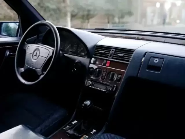 Mercedes-Benz C class, 1995 1, avtobaza.tj