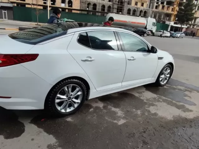 Kia K5, 2011 1, avtobaza.tj