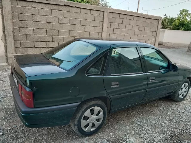 Opel Vectra A, 1995 1, avtobaza.tj