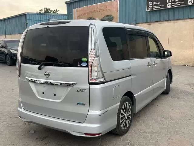 Nissan Serena, 2015 1, avtobaza.tj