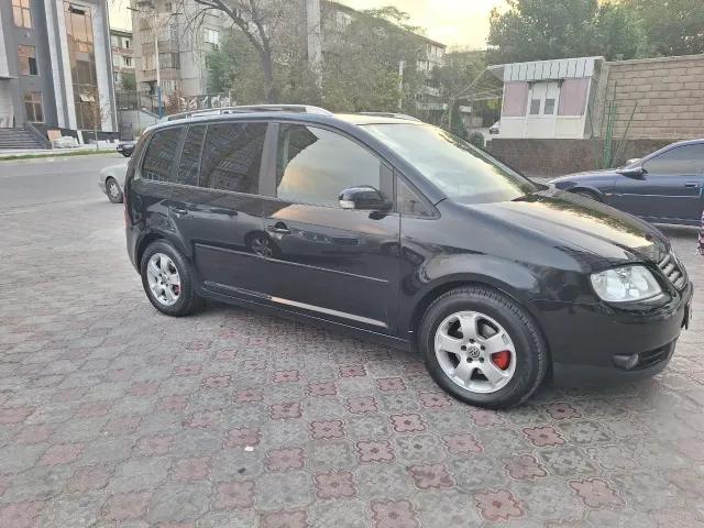 Volkswagen Touran 1, avtobaza.tj